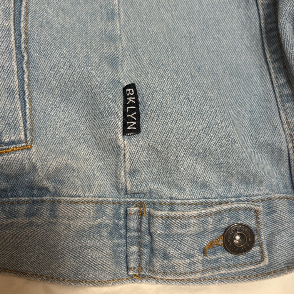 Brooklyn Cloth Light Blue Denim Jacket with Red Rose Embroidery M - Picture 8 of 9